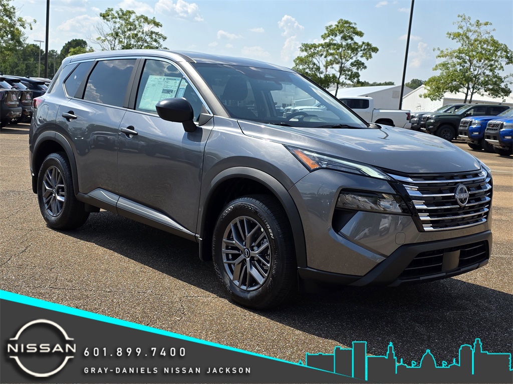 2026 Nissan Rogue S's photo