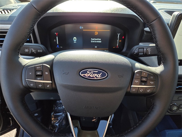 New 2025 Ford Maverick XLT 4D Crew Cab