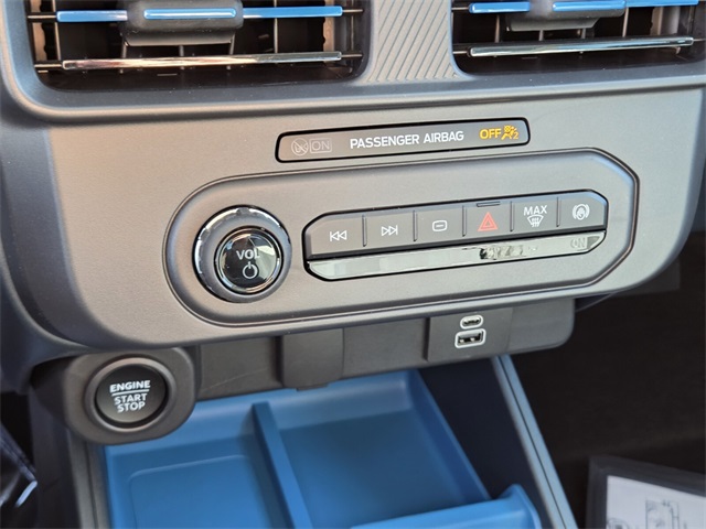 New 2025 Ford Maverick XLT 4D Crew Cab