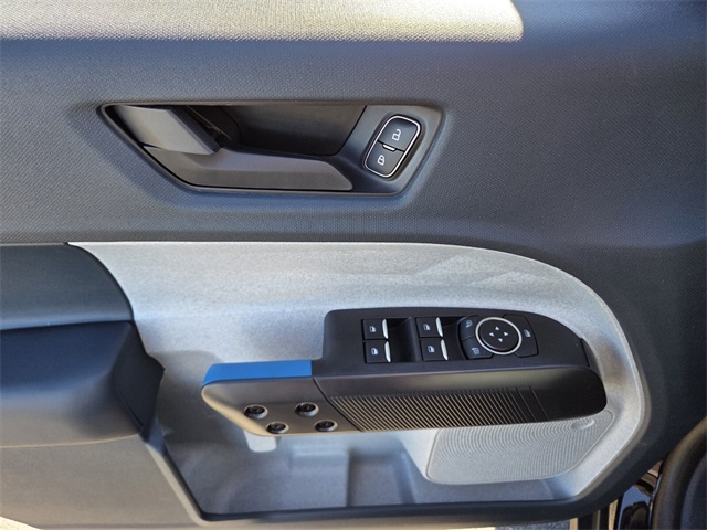 New 2025 Ford Maverick XLT 4D Crew Cab