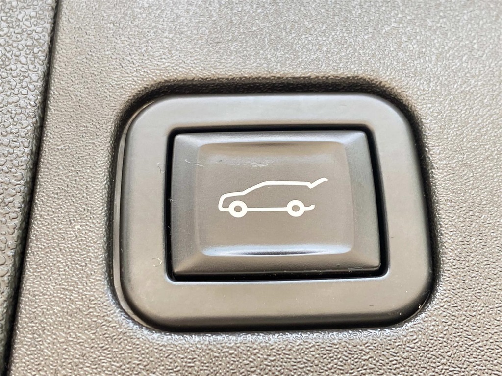 2021 Shadow Metallic Cadillac XT5 Premium Luxury AWD SUV