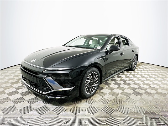 Sonata Hybrid SEL