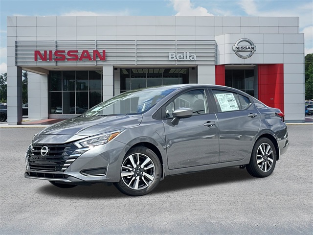 2025 Gun Metallic Nissan Versa 1.6 SV FWD Sedan