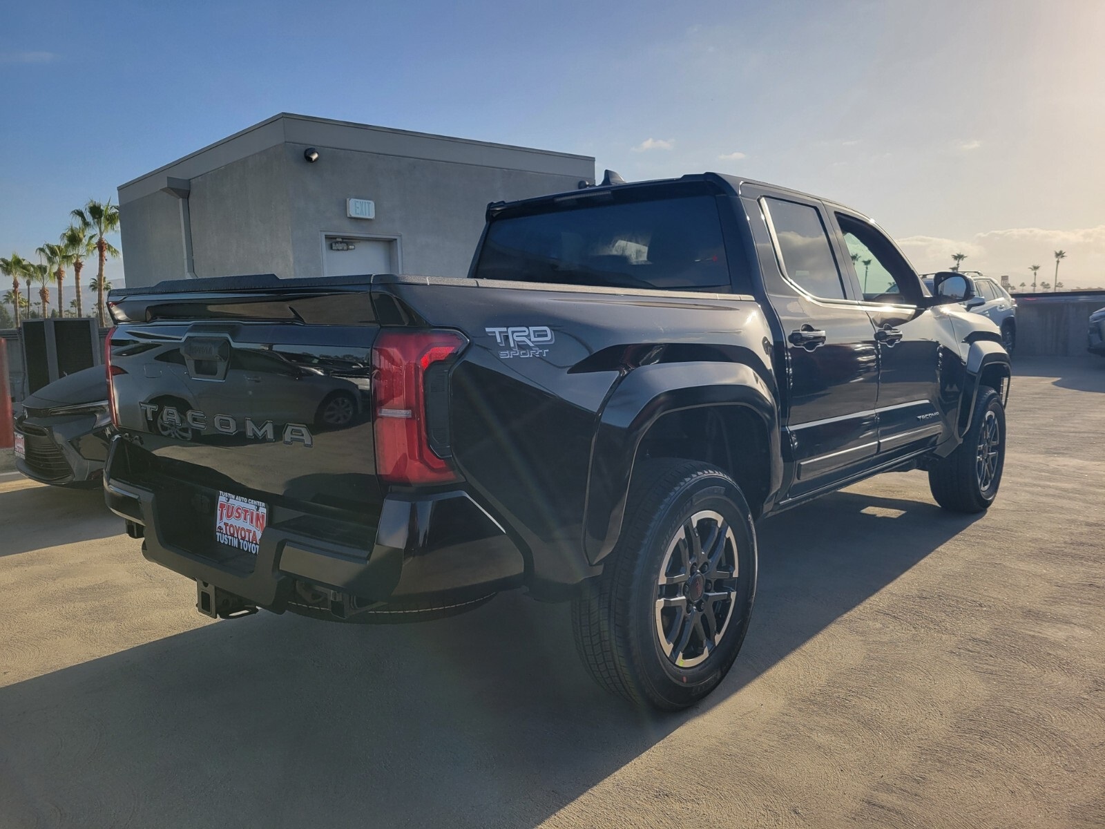 2025 Toyota Tacoma TRD Sport Double Cab photo 3