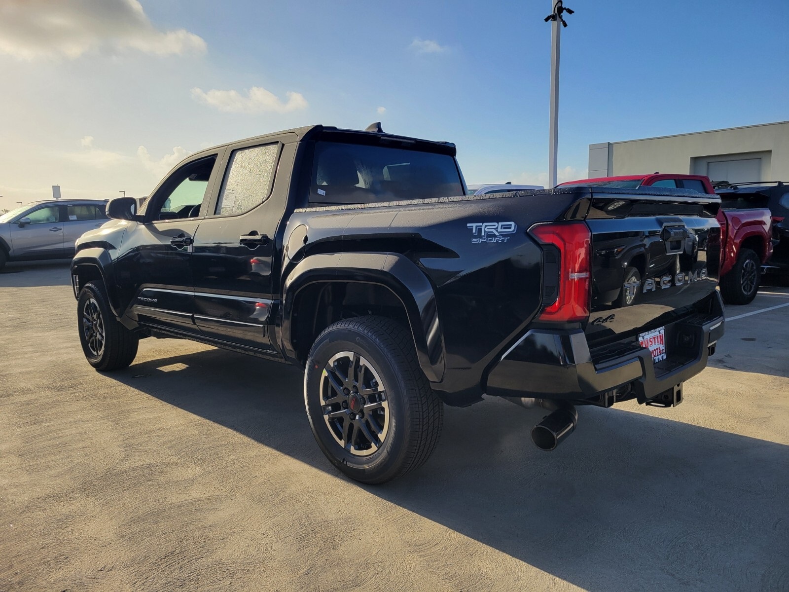 2025 Toyota Tacoma TRD Sport Double Cab photo 4