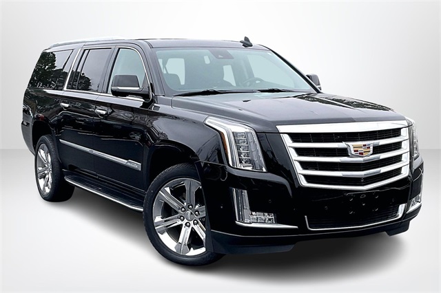 2020 Cadillac Escalade ESV Luxury's photo