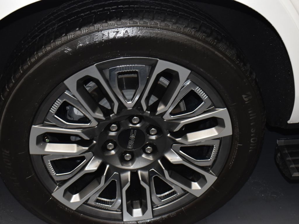 Used 2023 GMC Yukon Sport Utility