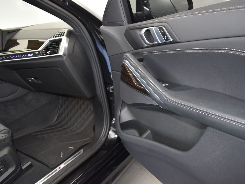 2024 Black Sapphire Metallic BMW X6 xDrive40i AWD SUV