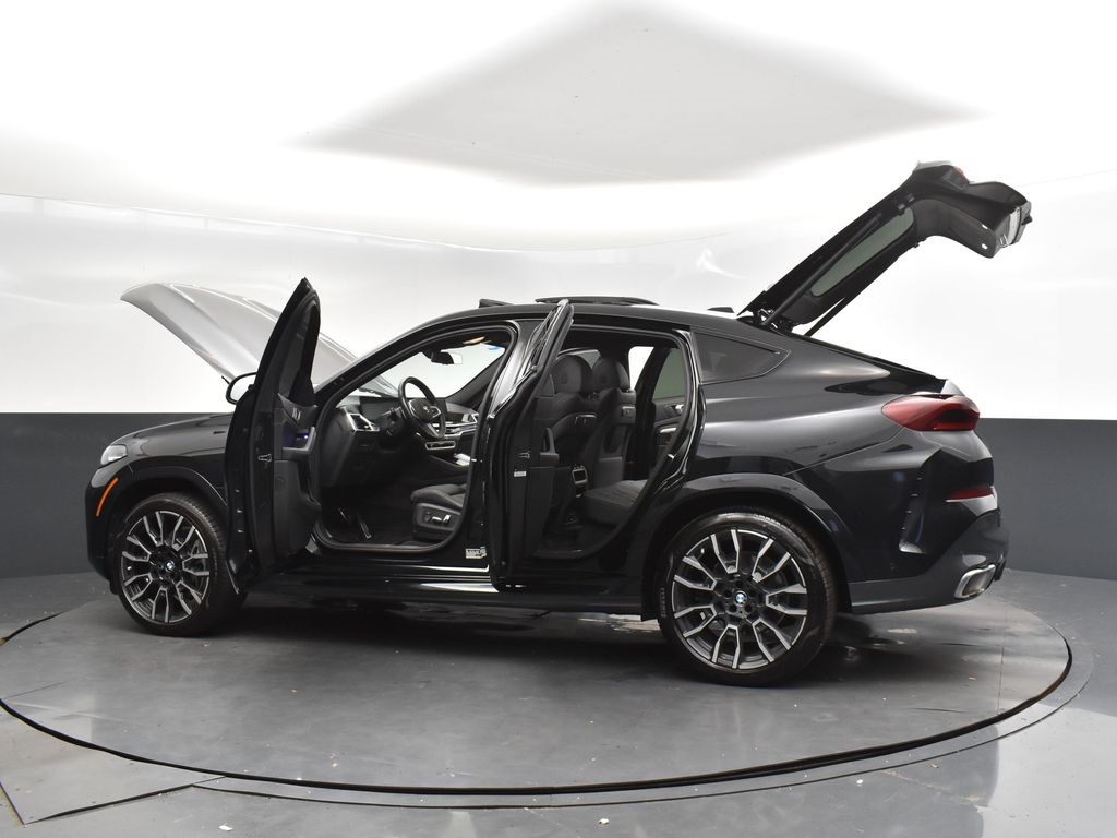 2024 Black Sapphire Metallic BMW X6 xDrive40i AWD SUV