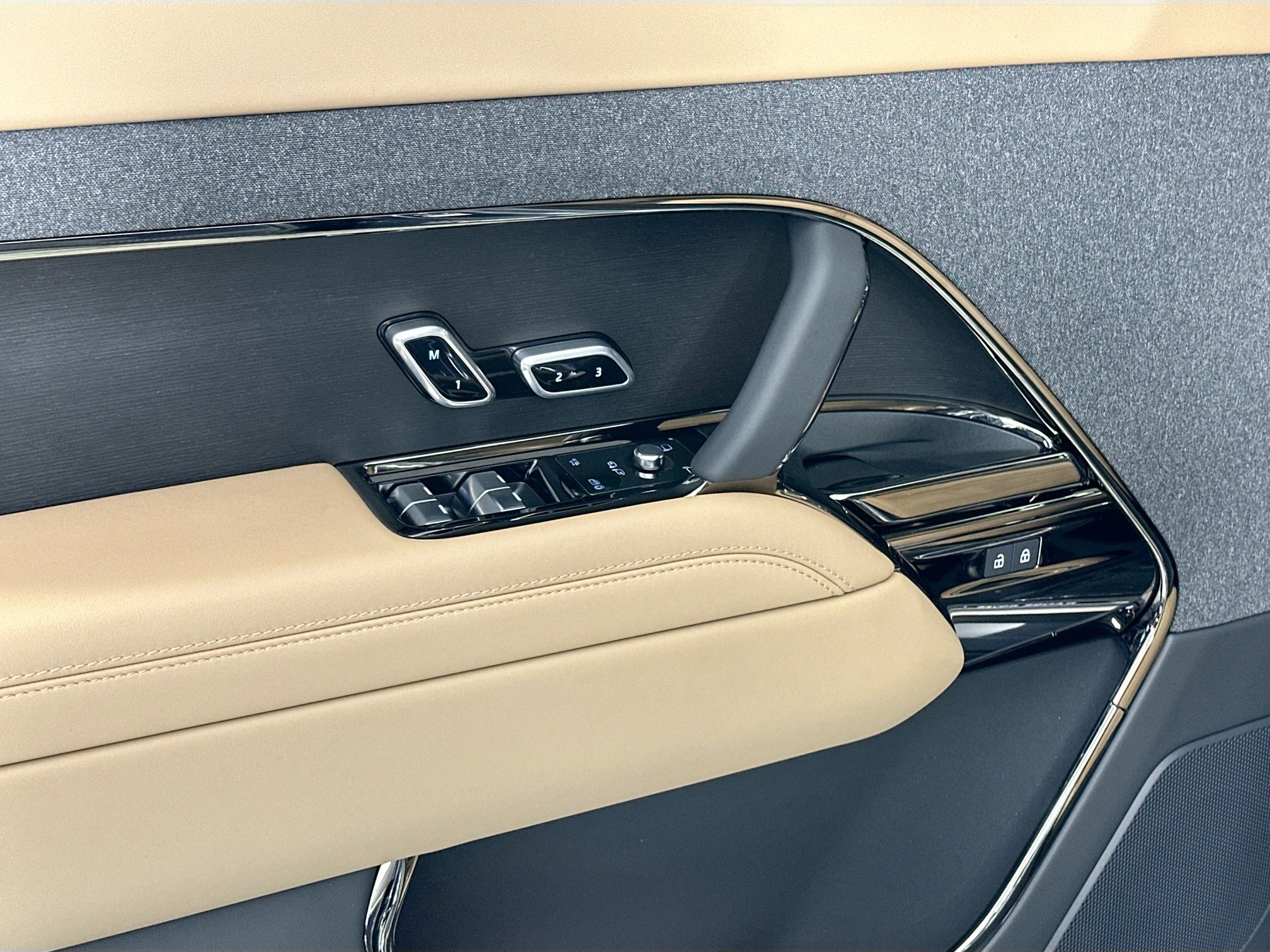 used 2026 Land Rover Range Rover Sport car, priced at $94,810