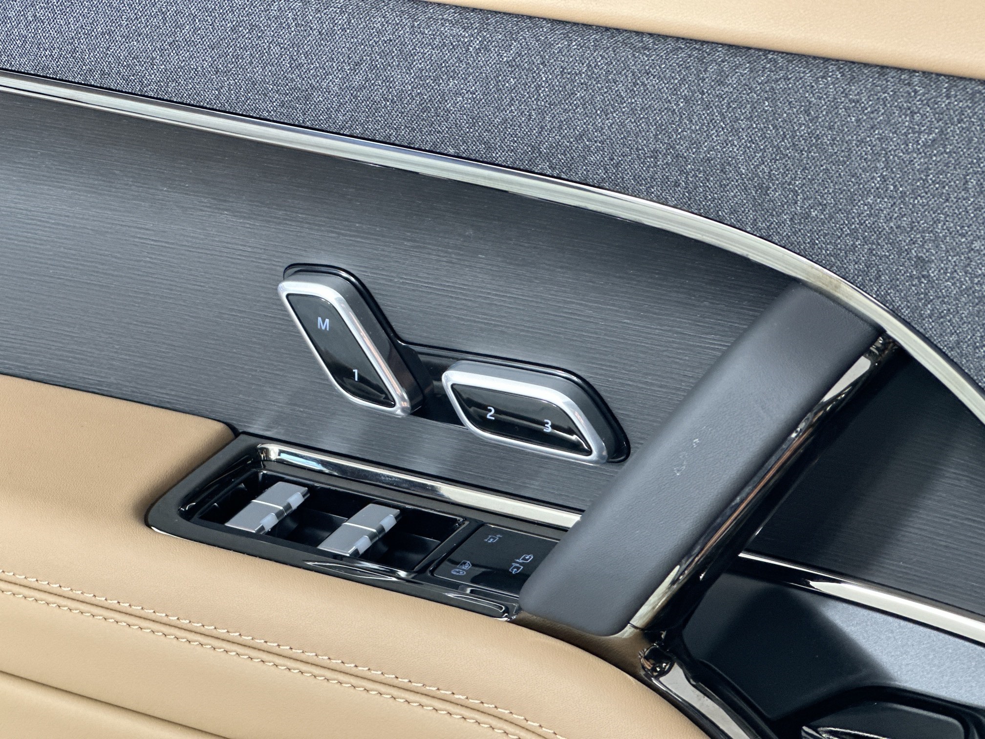 used 2026 Land Rover Range Rover Sport car, priced at $94,810