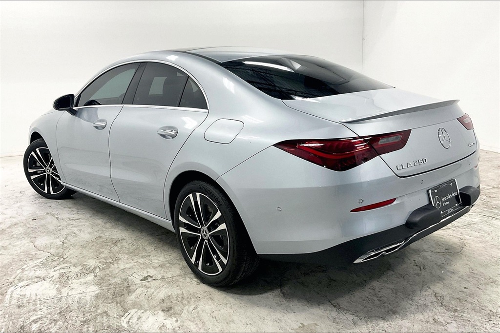 2025 Mercedes Benz CLA 250 4MATIC photo 12