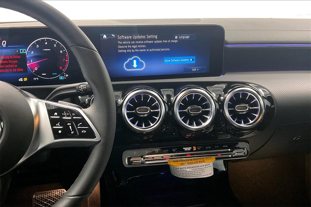 2025 Mercedes Benz CLA 250 4MATIC photo 6