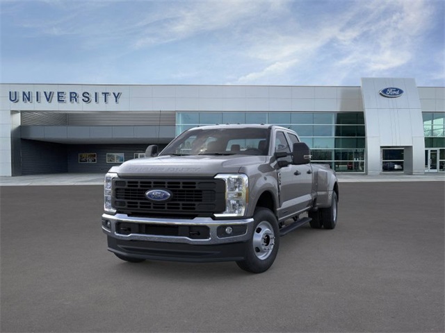 2025 Ford F-350 XL photo 2