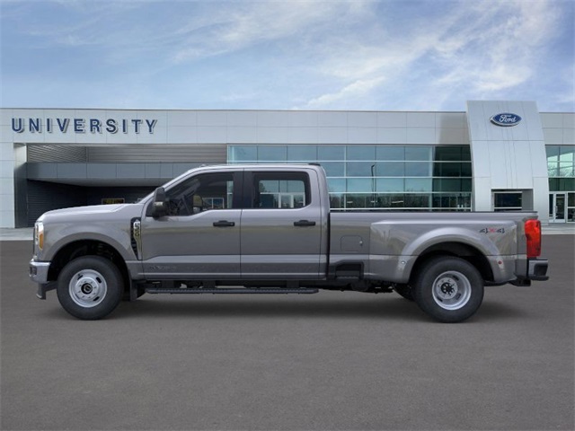 2025 Ford F-350 XL photo 3