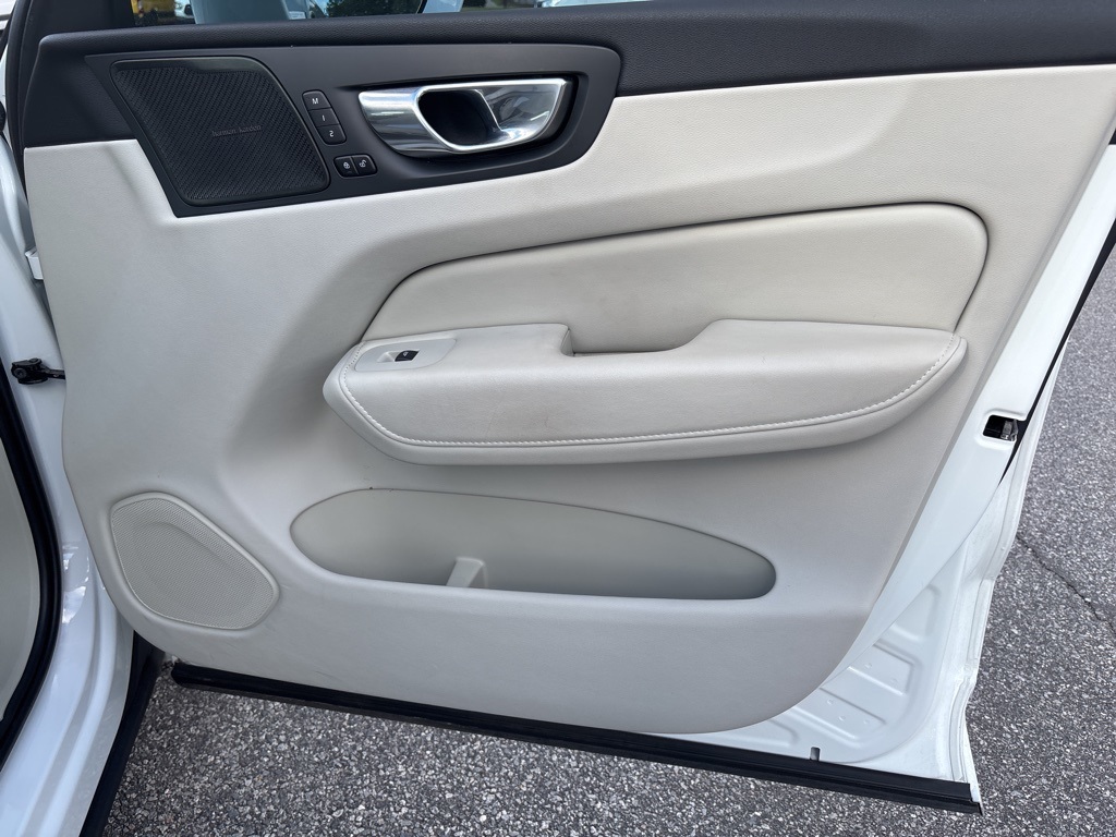 Used 2022 Volvo XC60 AWD SUV for sale #SP1445 - photo 27