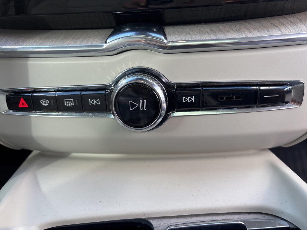 Used 2022 Volvo XC60 AWD SUV for sale #SP1445 - photo 35