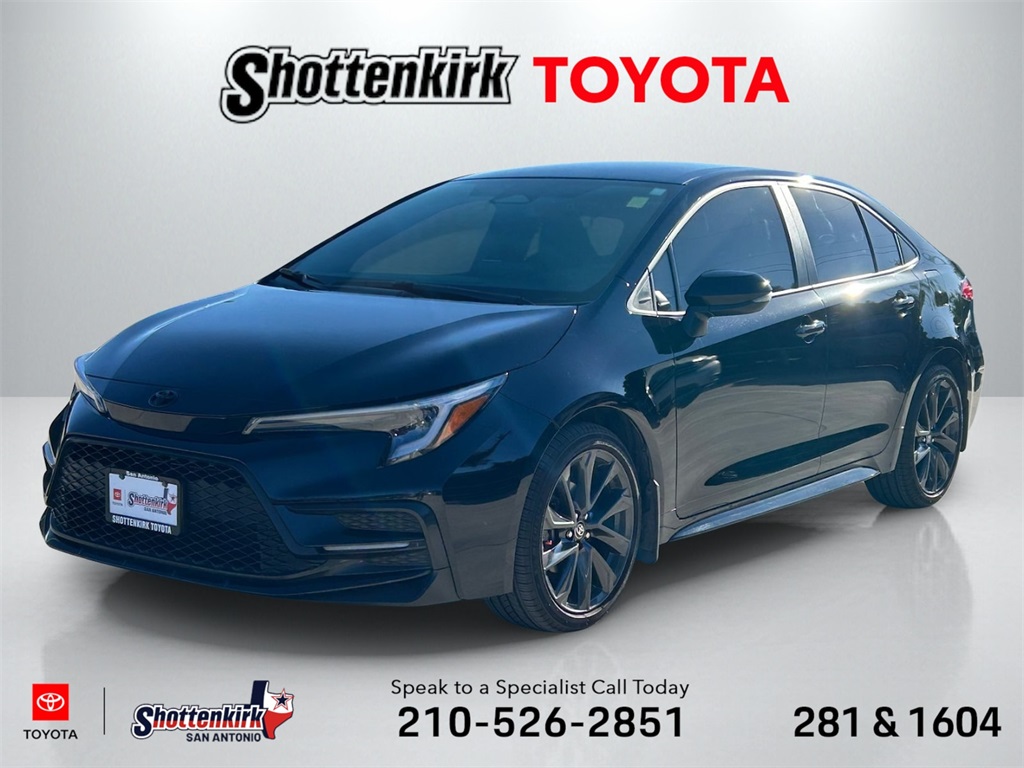 2025 Toyota Corolla SE's photo