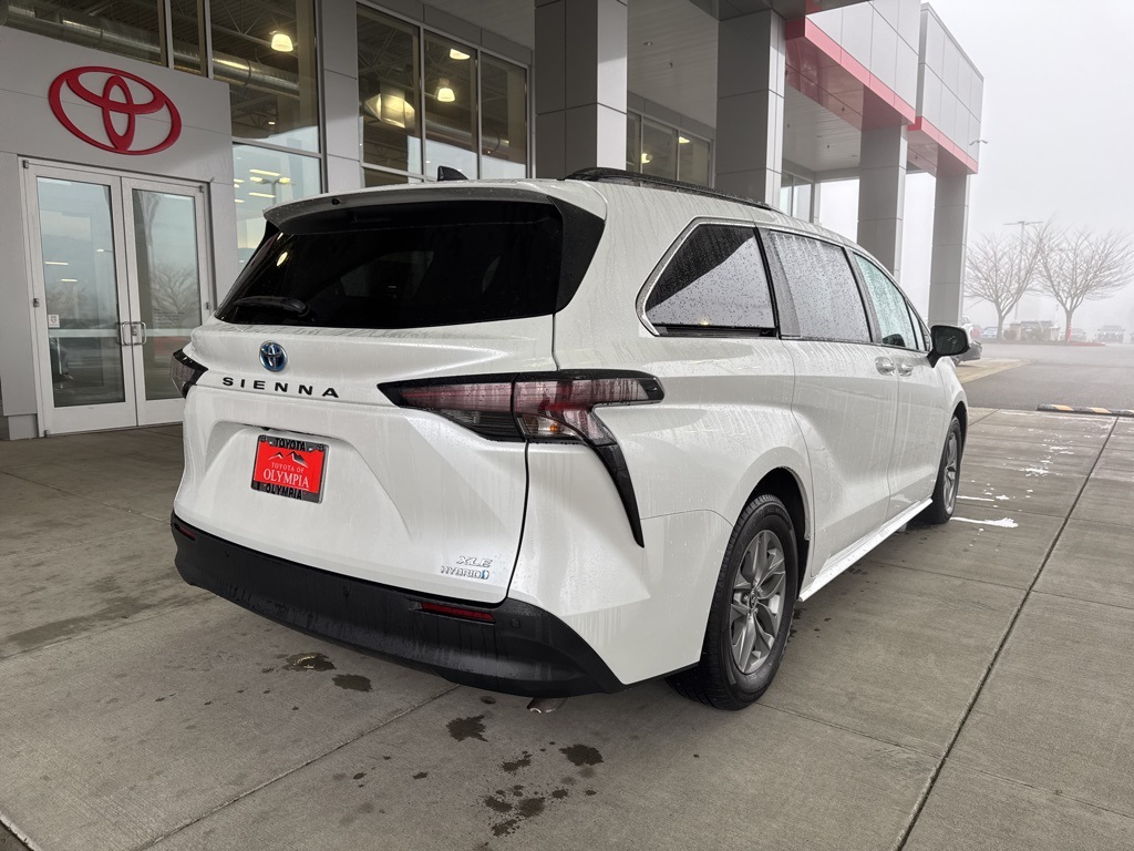 Used 2024 Toyota Sienna Van