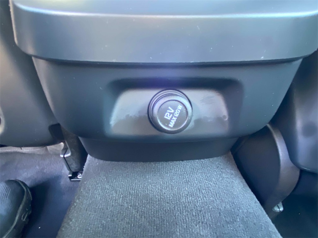 2020 Denim Blue Metallic Volvo S60 T6 Momentum AWD Sedan