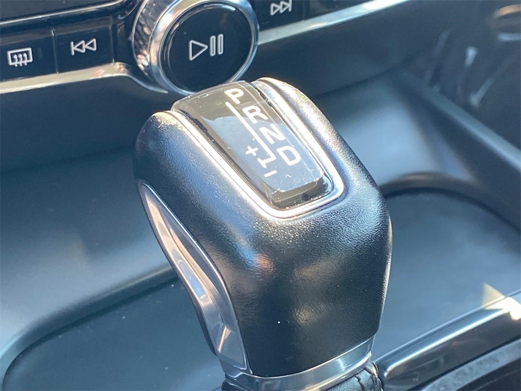2020 Denim Blue Metallic Volvo S60 T6 Momentum AWD Sedan