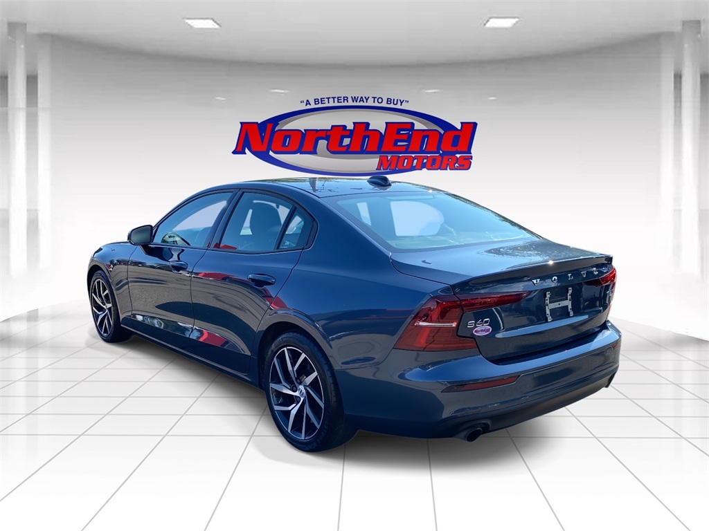 2020 Denim Blue Metallic Volvo S60 T6 Momentum AWD Sedan