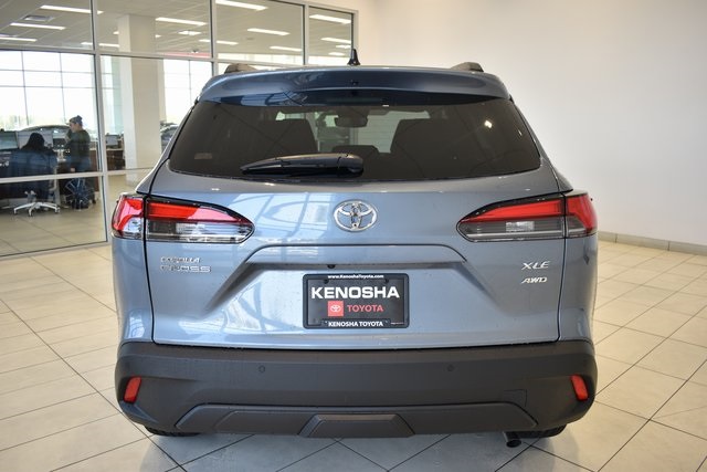 2026 Toyota Corolla Cross XLE photo 4