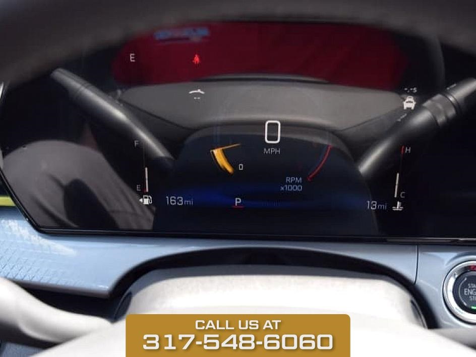 2025 Summit White Chevrolet Trax LT FWD SUV