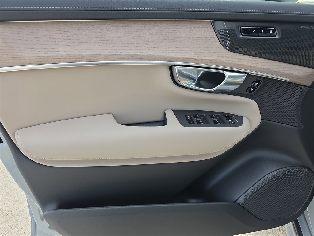 new 2026 Volvo XC90 car, priced at $74,195