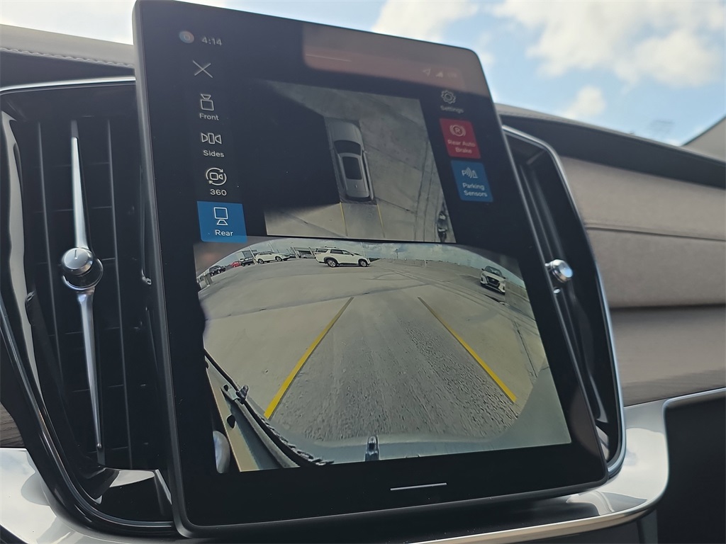 new 2026 Volvo XC90 car, priced at $74,195