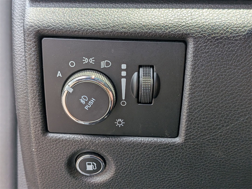 2021 Jeep Grand Cherokee Laredo X photo 10