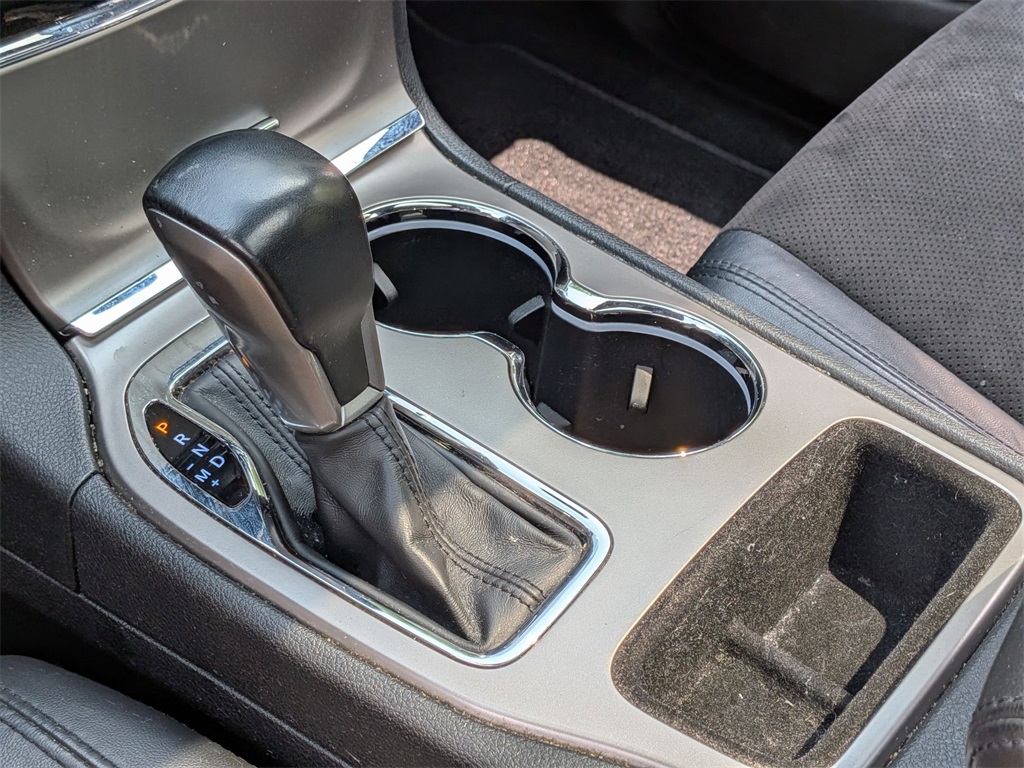 2021 Jeep Grand Cherokee Laredo X photo 11
