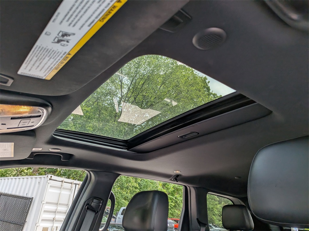 2021 Jeep Grand Cherokee Laredo X photo 16