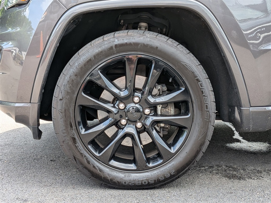 2021 Jeep Grand Cherokee Laredo X photo 24
