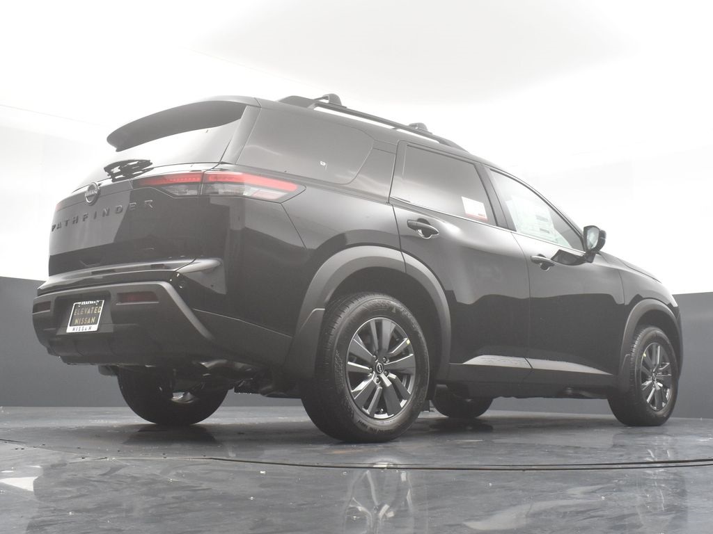 2025 Nissan Pathfinder SV photo 28