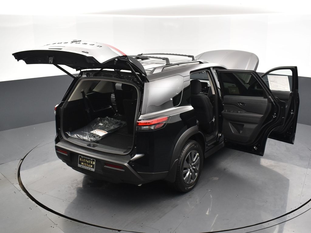 2025 Nissan Pathfinder SV photo 30