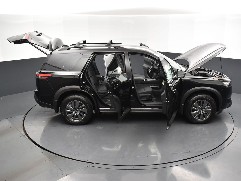 2025 Nissan Pathfinder SV photo 32