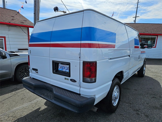 2011 Ford E-350 photo 3