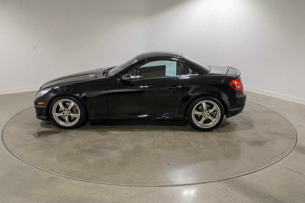 2011 Mercedes Benz SLK 300 photo 3