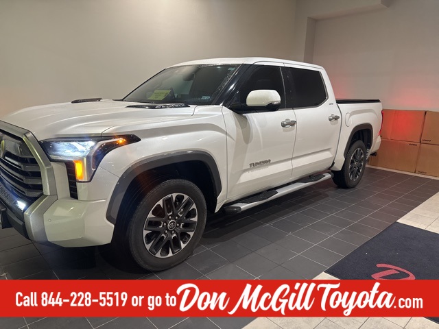2023 Toyota Tundra Limited's photo