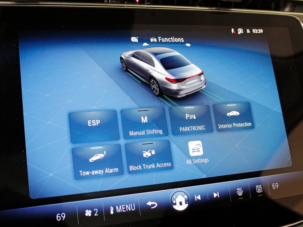 used 2025 Mercedes-Benz E-Class car, priced at $59,999