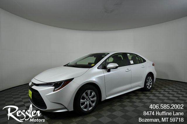 2026 Toyota Corolla LE's photo