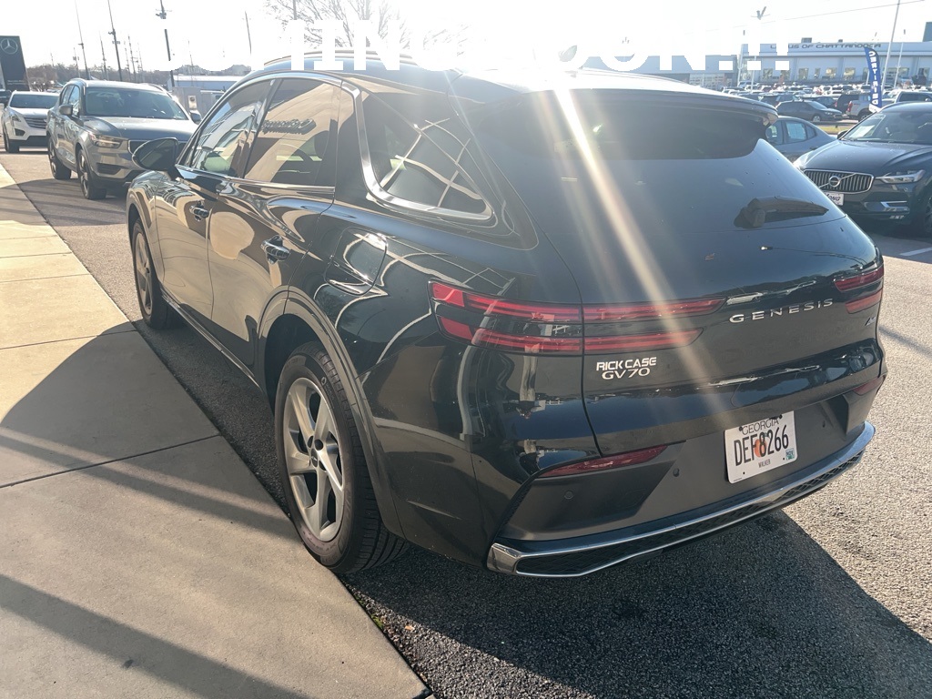 2026 Genesis GV70 