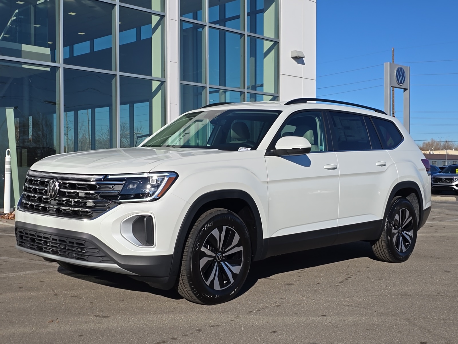 new 2026 Volkswagen Atlas car, priced at $38,280