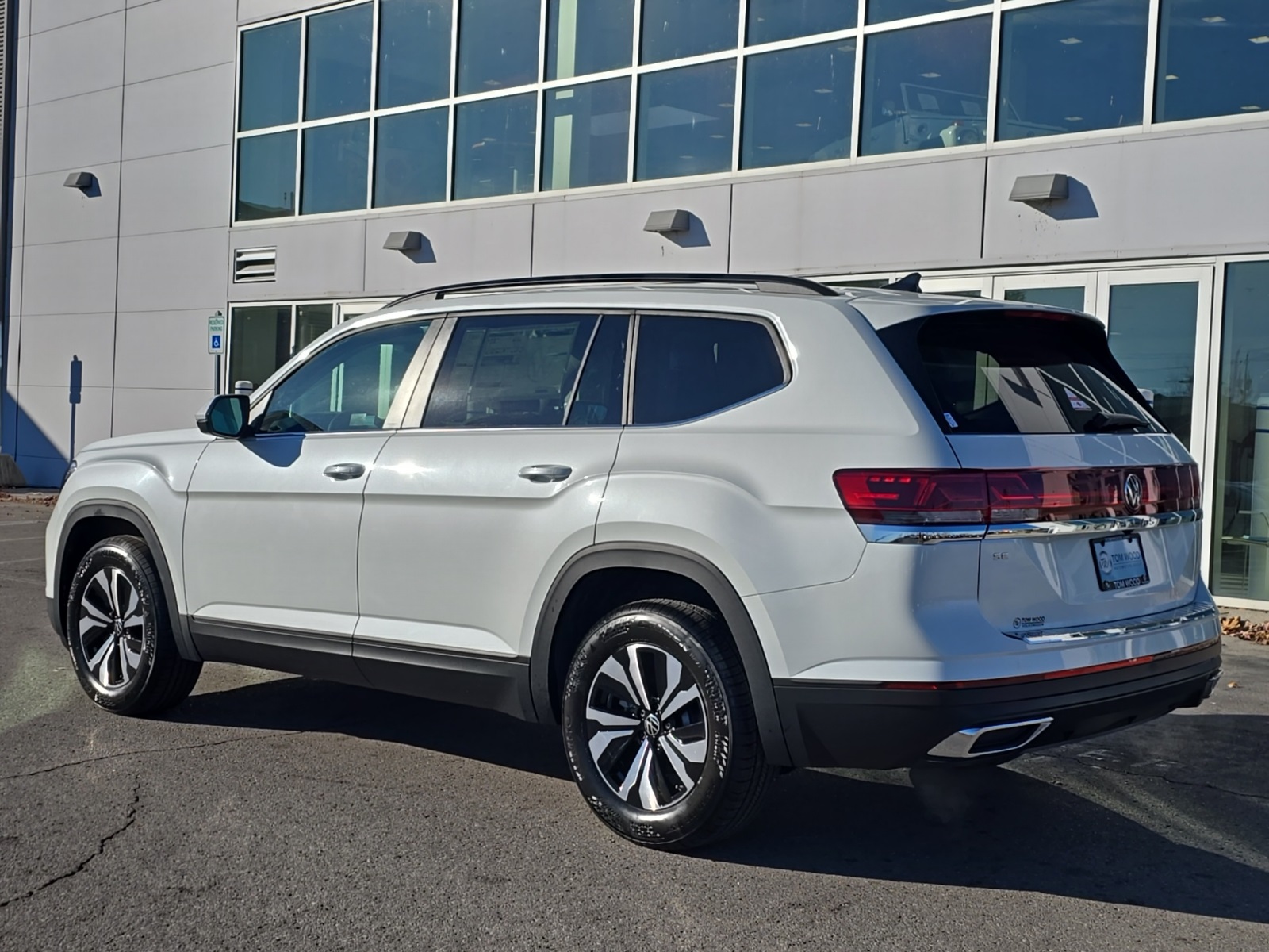 new 2026 Volkswagen Atlas car, priced at $38,280