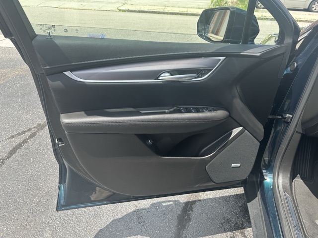 2024 Emerald Lake Metallic Cadillac XT5 Luxury AWD SUV