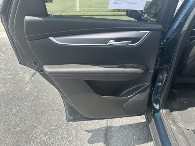 2024 Emerald Lake Metallic Cadillac XT5 Luxury AWD SUV