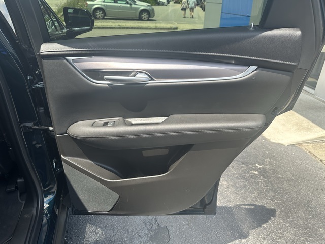 2024 Emerald Lake Metallic Cadillac XT5 Luxury AWD SUV