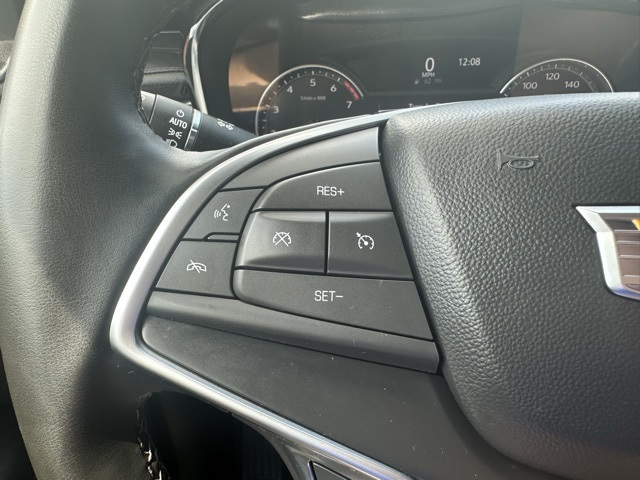 2024 Emerald Lake Metallic Cadillac XT5 Luxury AWD SUV