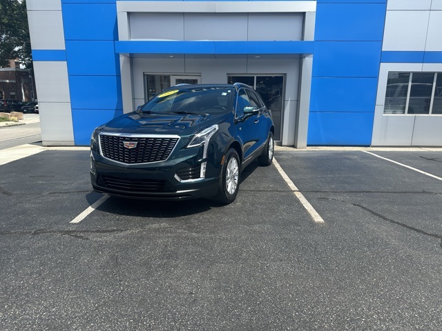 2024 Emerald Lake Metallic Cadillac XT5 Luxury AWD SUV